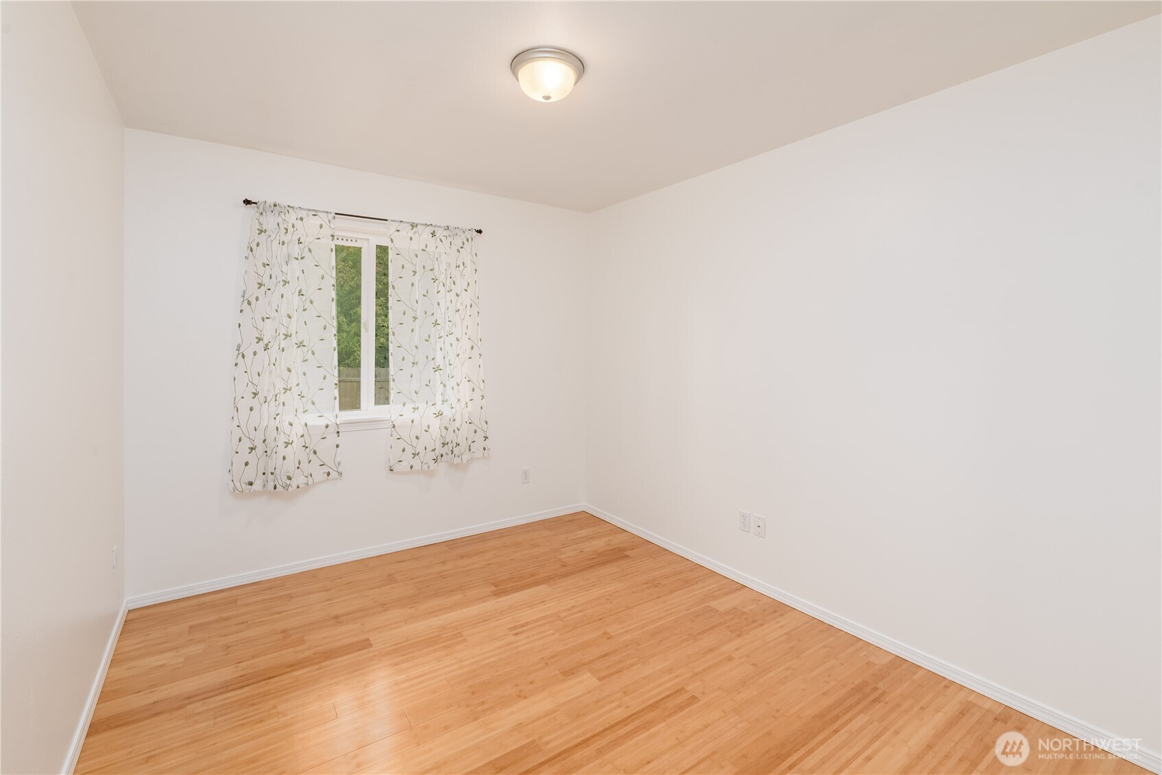 2419 Arbutus Ln Property Photo 24