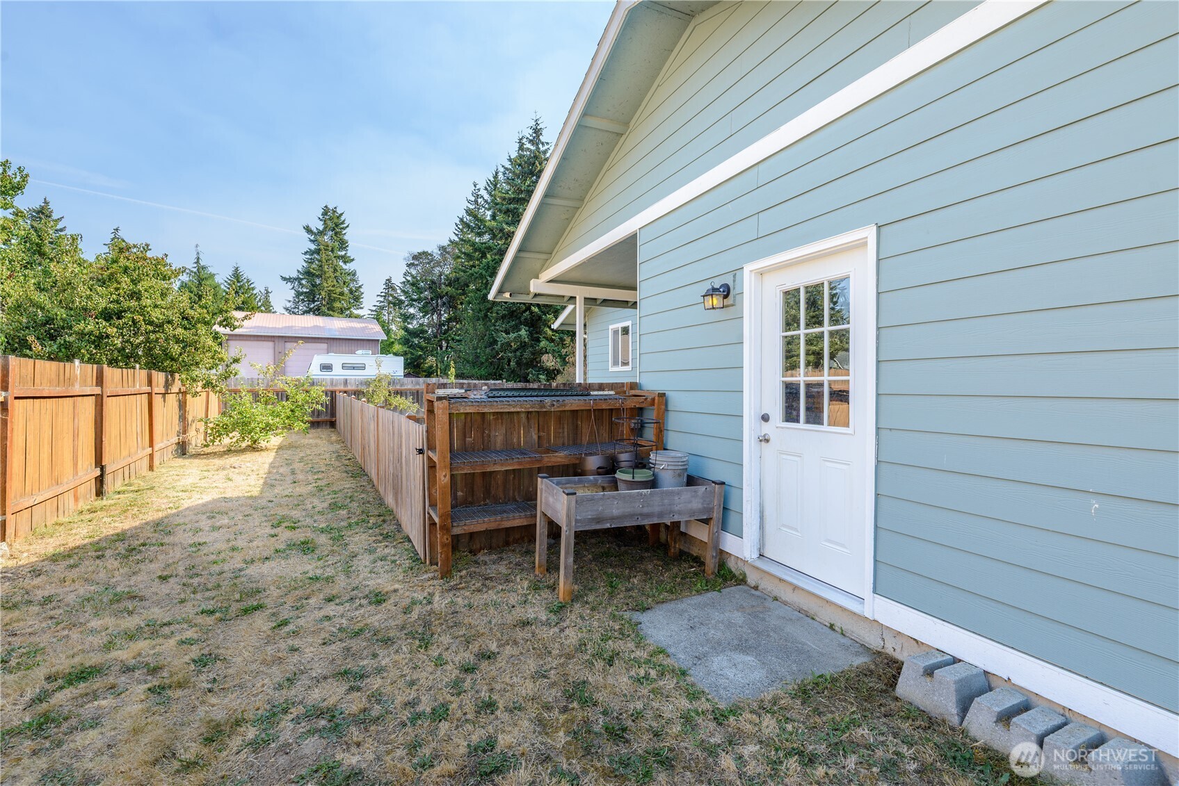 2419 Arbutus Ln Property Photo 38