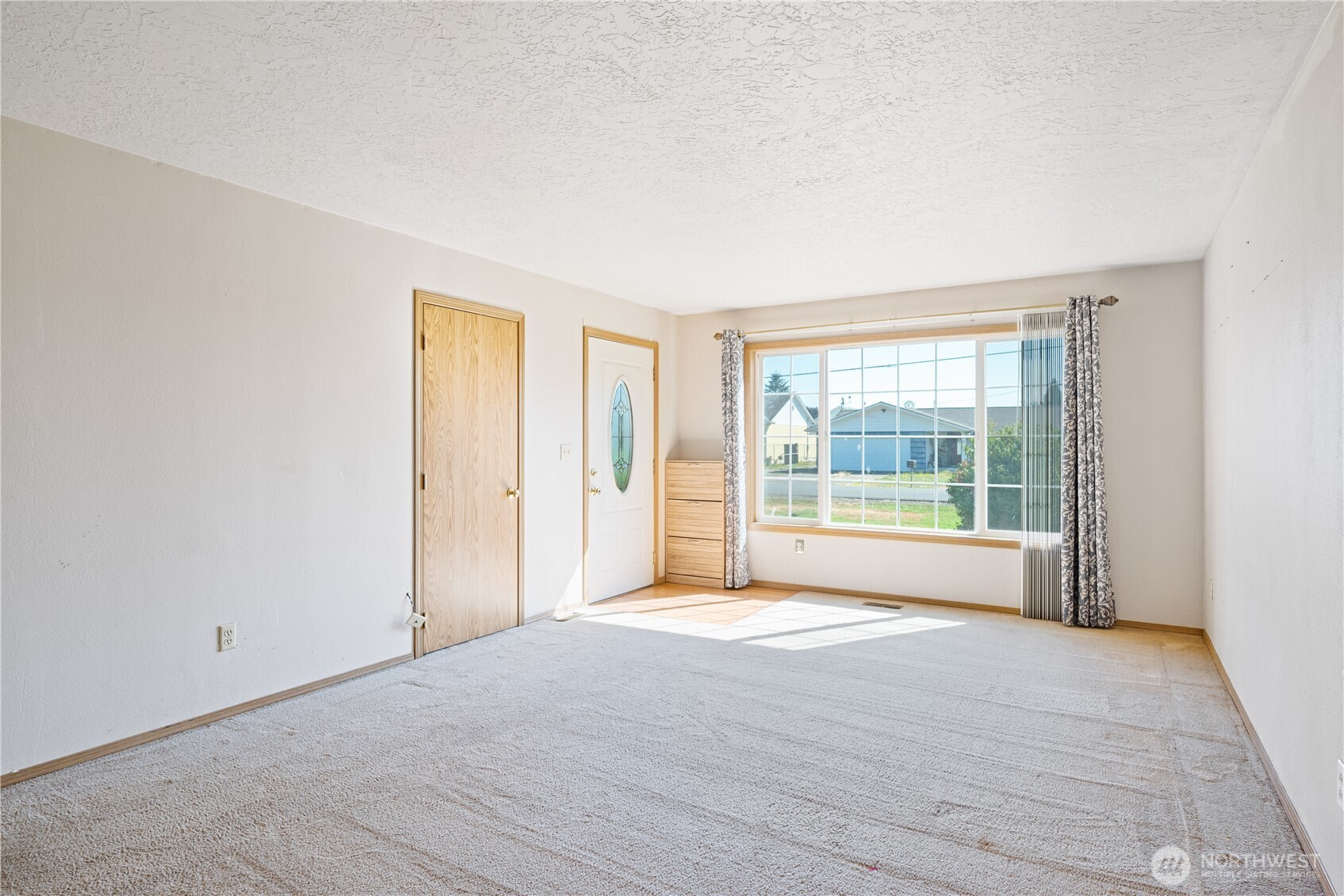 1425 33rd Avenue Property Photo 7
