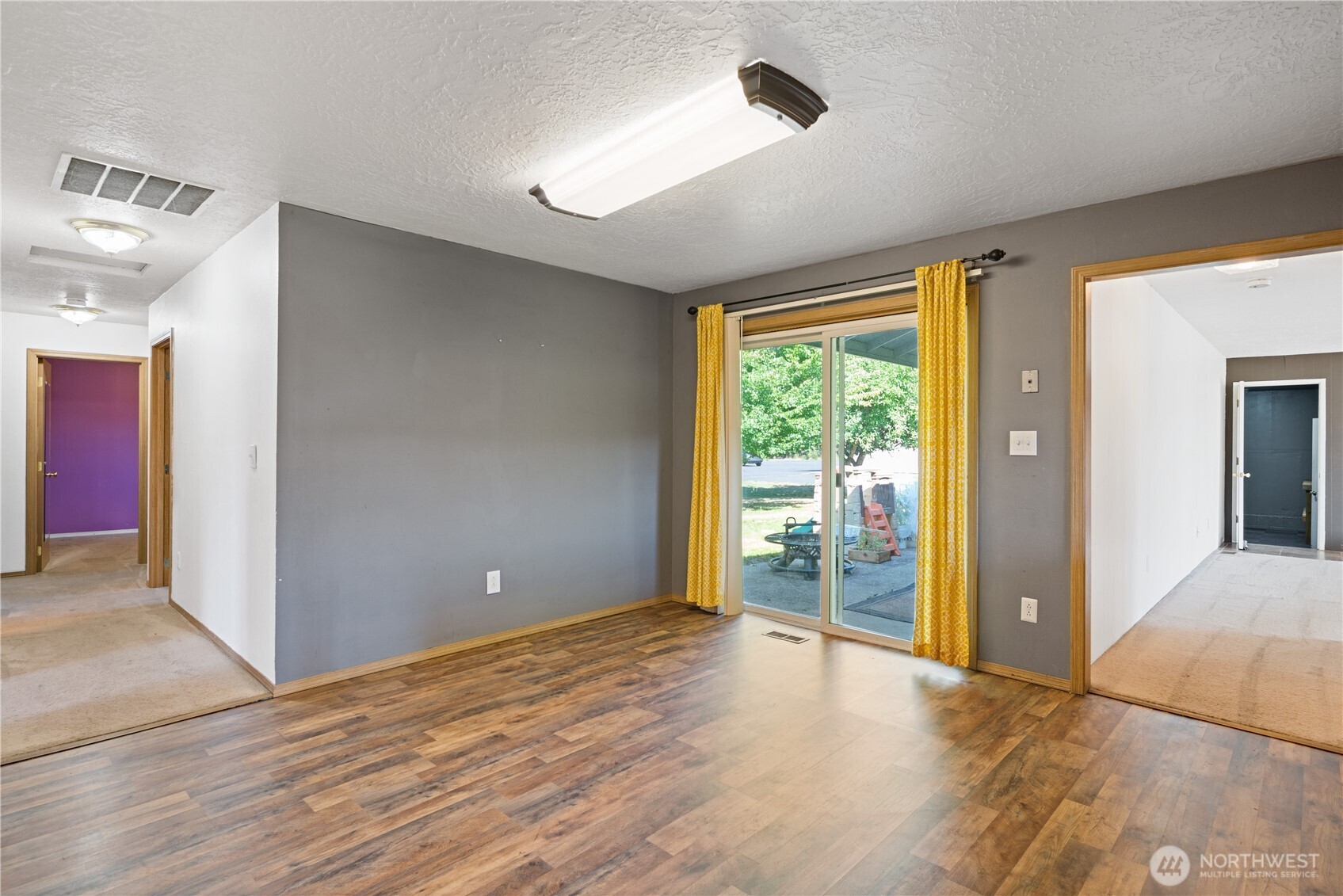 1425 33rd Avenue Property Photo 8