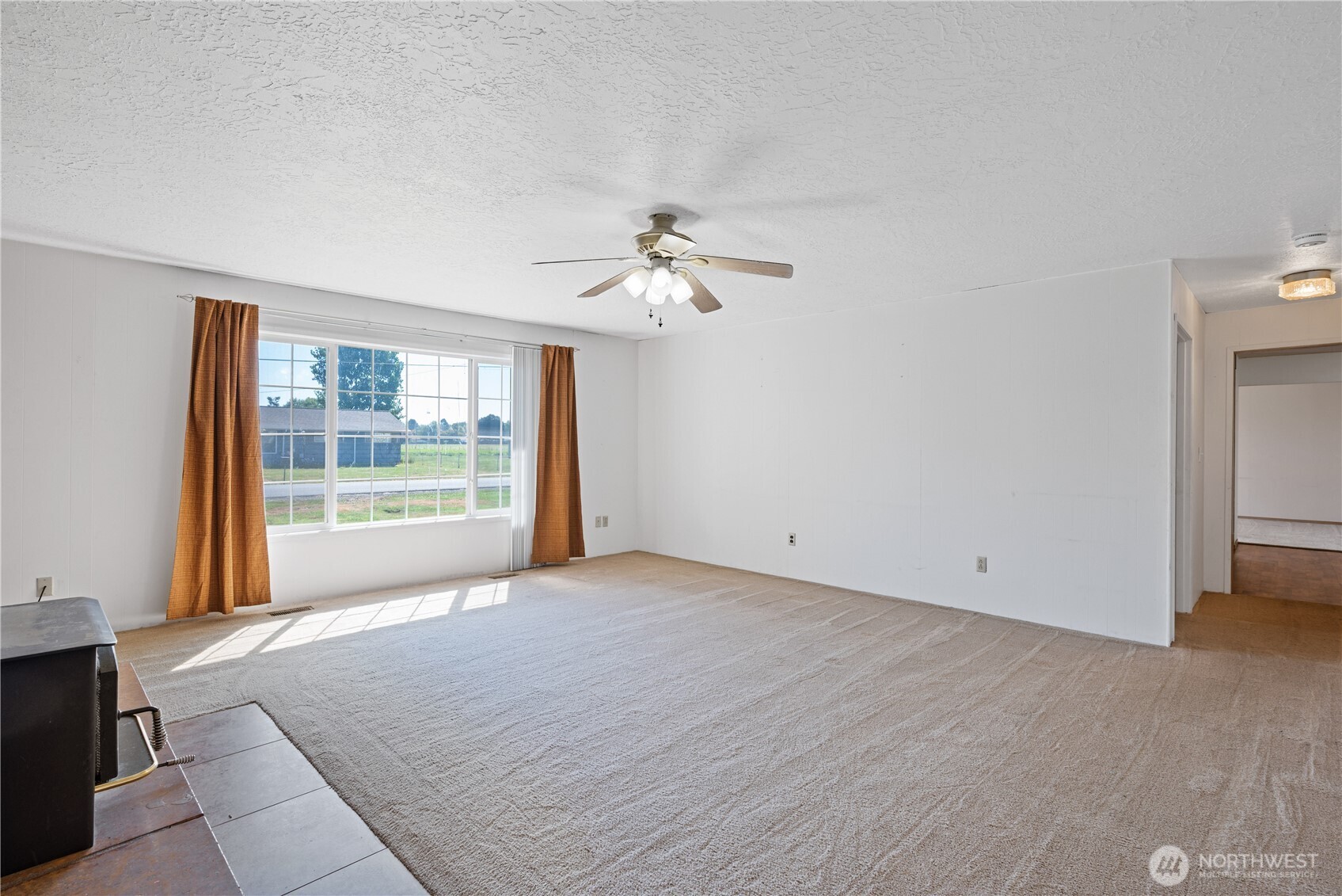 1425 33rd Avenue Property Photo 13