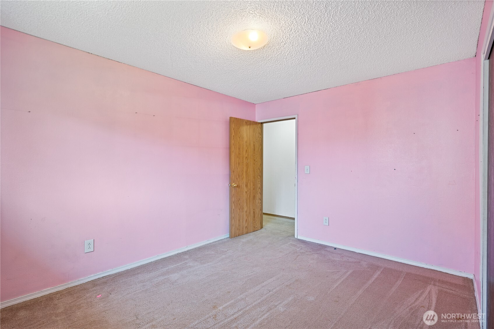 1425 33rd Avenue Property Photo 25