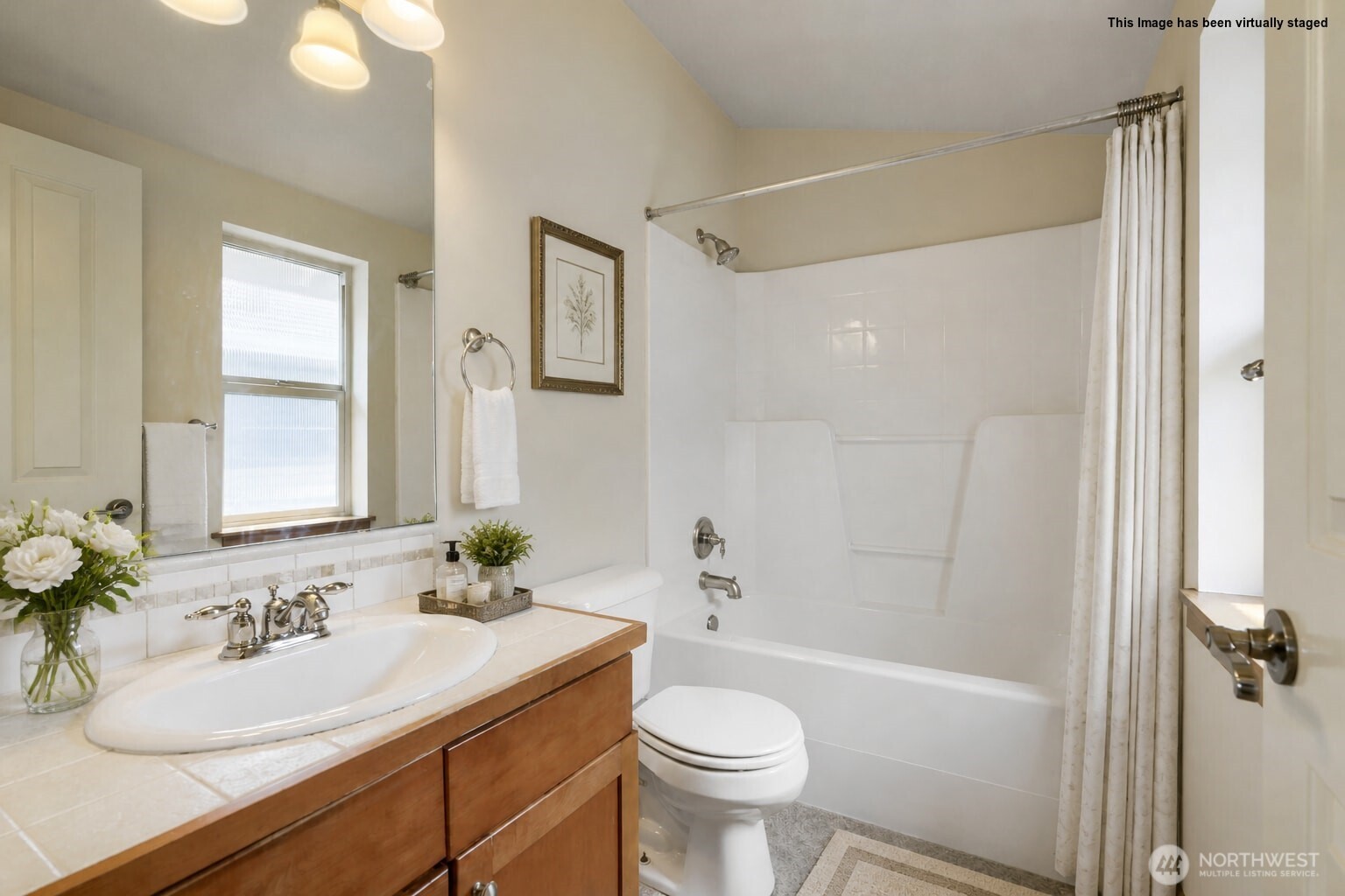 4407 40th Avenue Property Photo 14