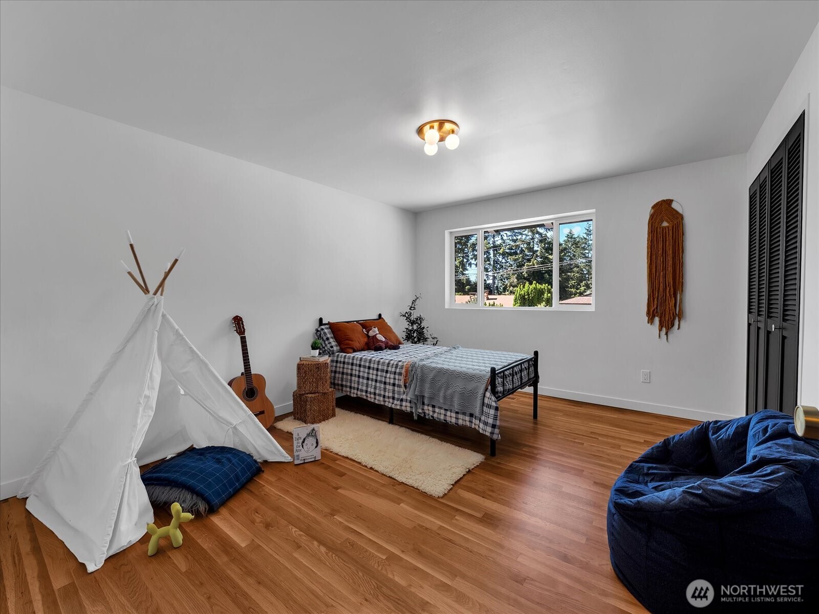 9616 242nd Place Property Photo 20