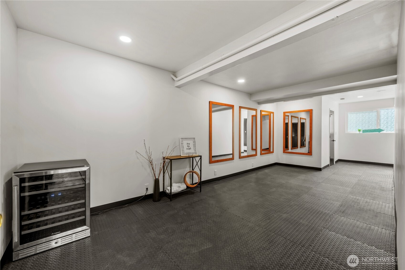 9616 242nd Place Property Photo 24