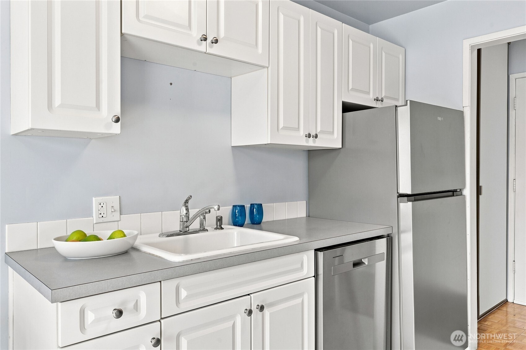 924 Shorewood Drive C28 Property Photo 8