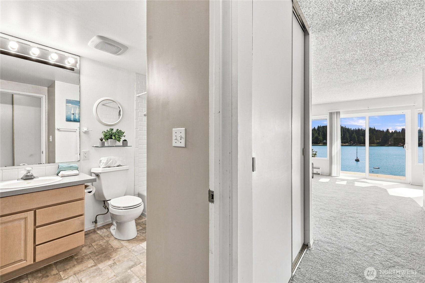 924 Shorewood Drive C28 Property Photo 15