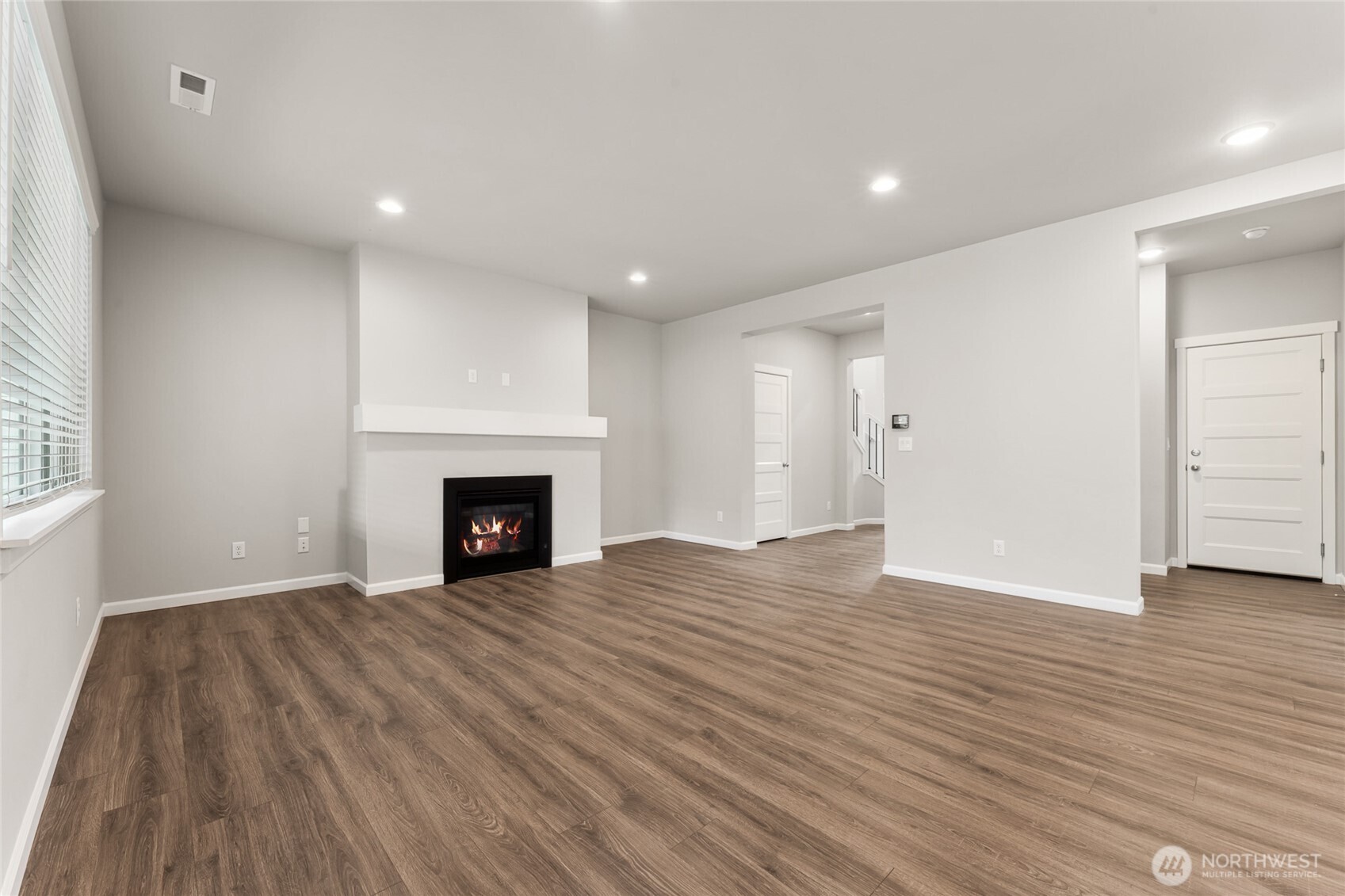14210 Jensen Drive 354 Property Photo 6