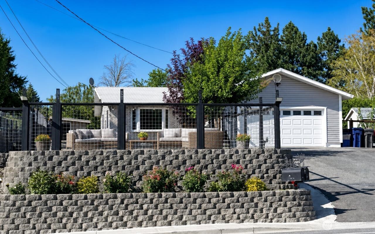 2207 Grant Road Property Photo 1