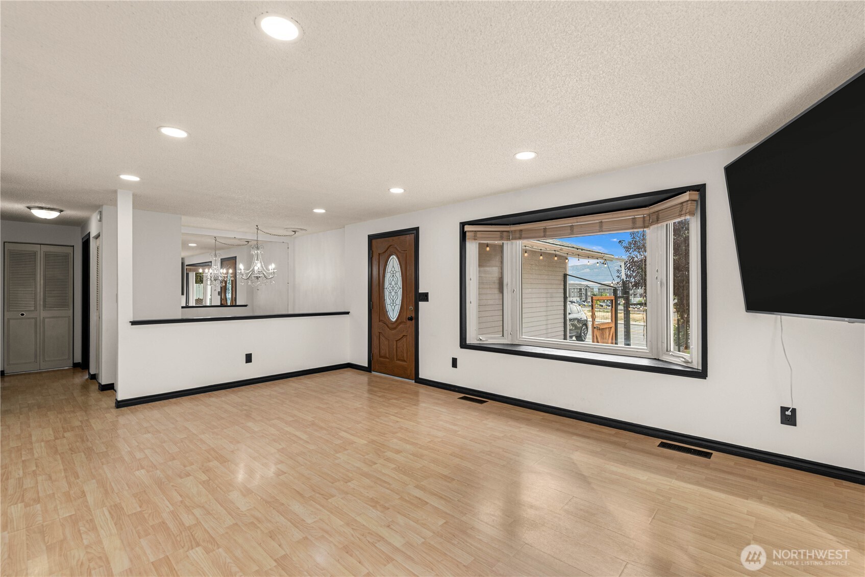 2207 Grant Road Property Photo 11