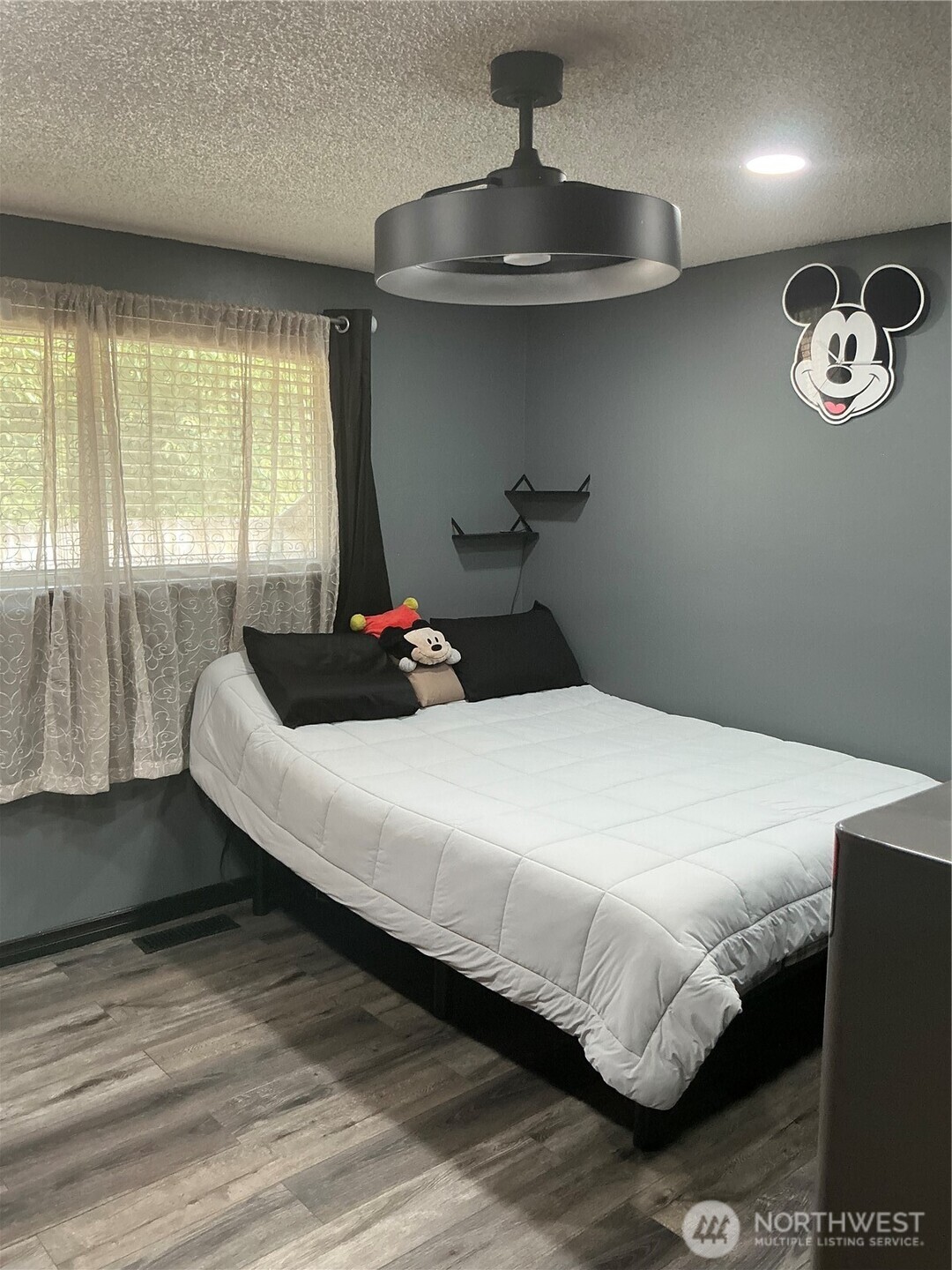 2207 Grant Road Property Photo 12