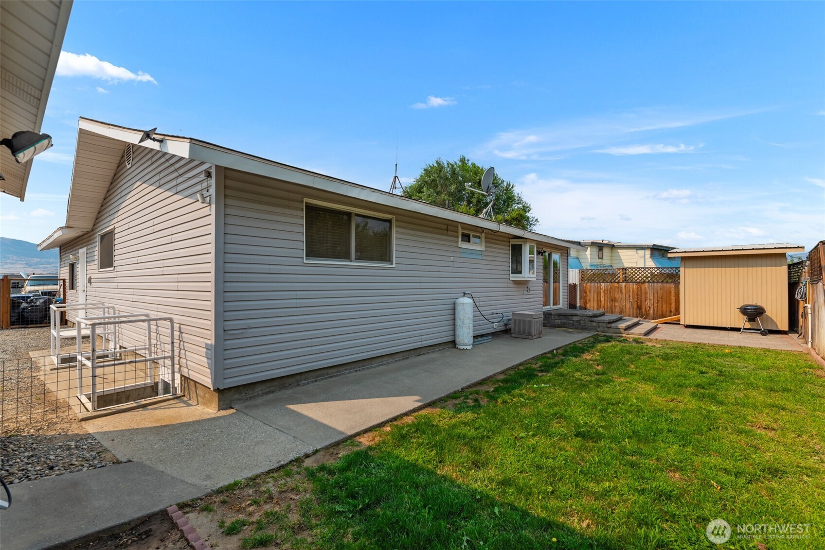 2207 Grant Road Property Photo 28