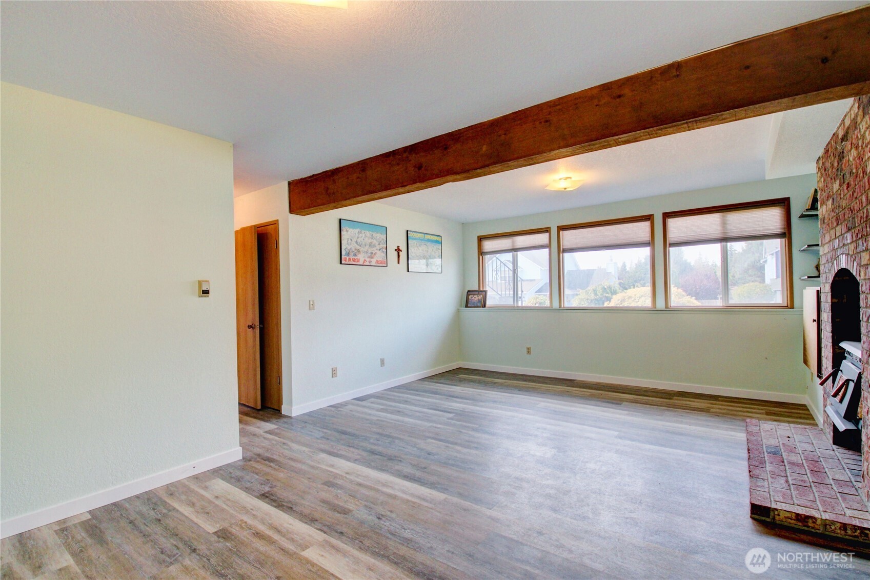 4417 Glasgow Way Property Photo 22