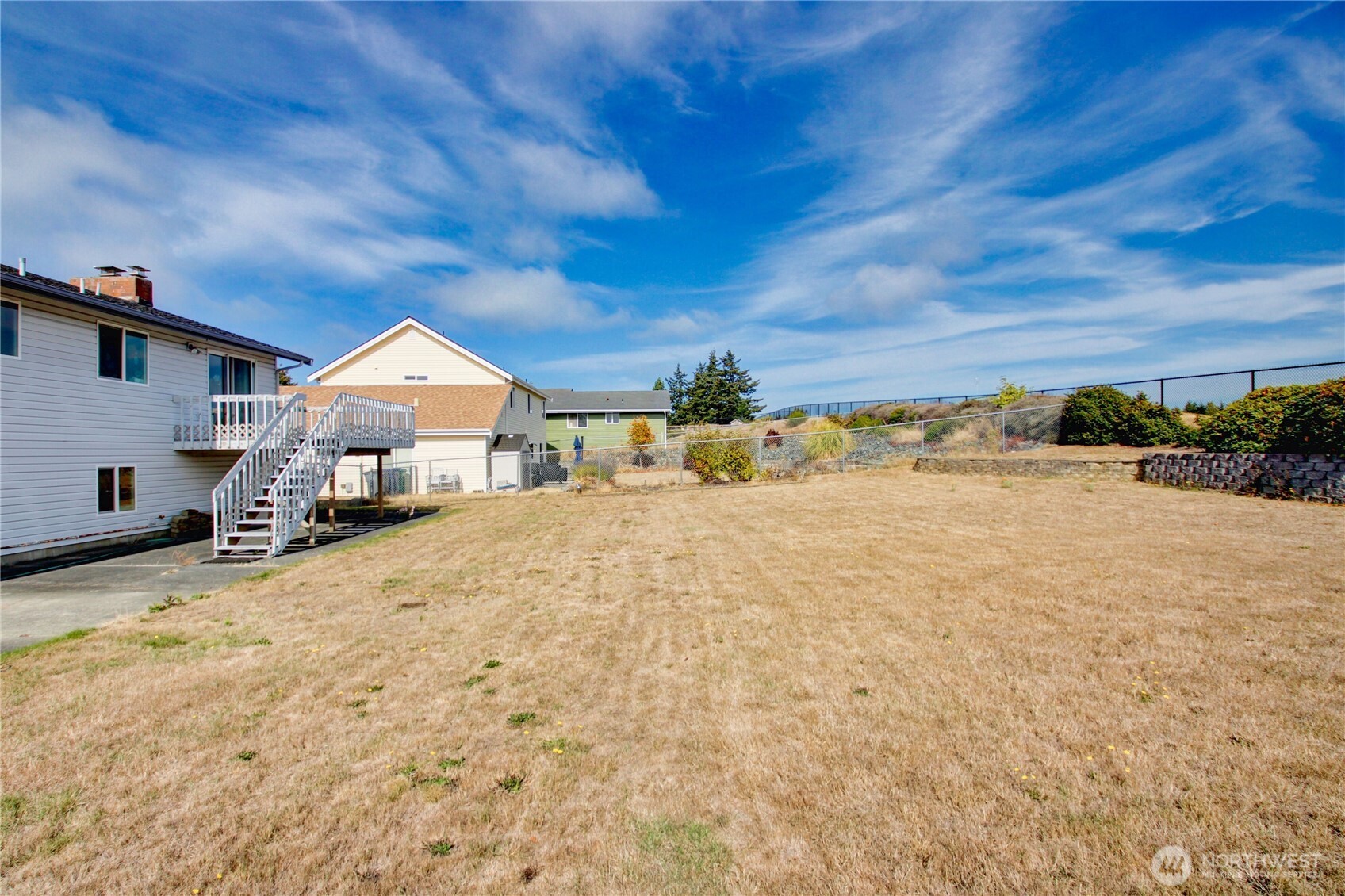 4417 Glasgow Way Property Photo 30
