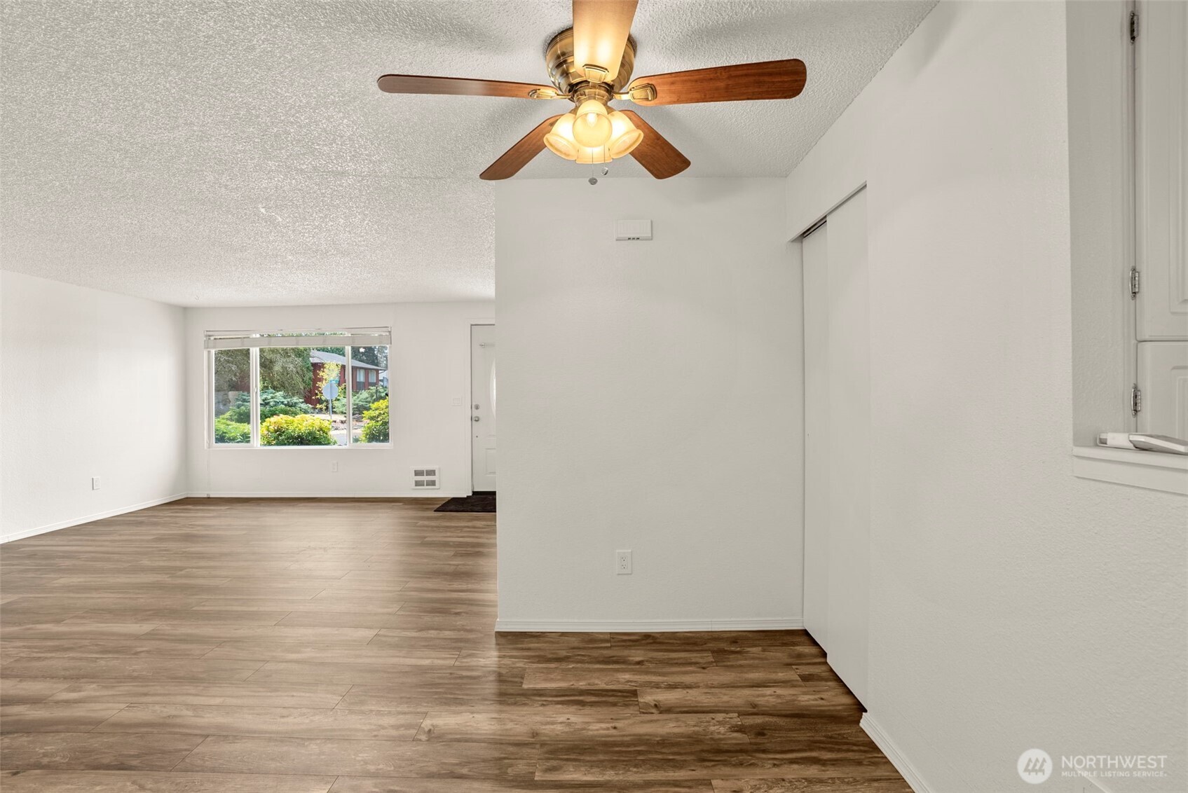 2110 Lemar Lane Property Photo 8