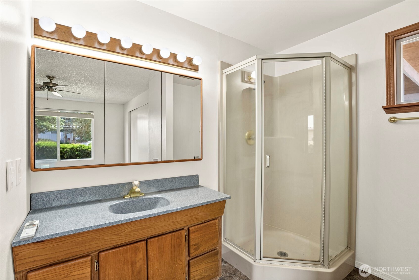 2110 Lemar Lane Property Photo 18