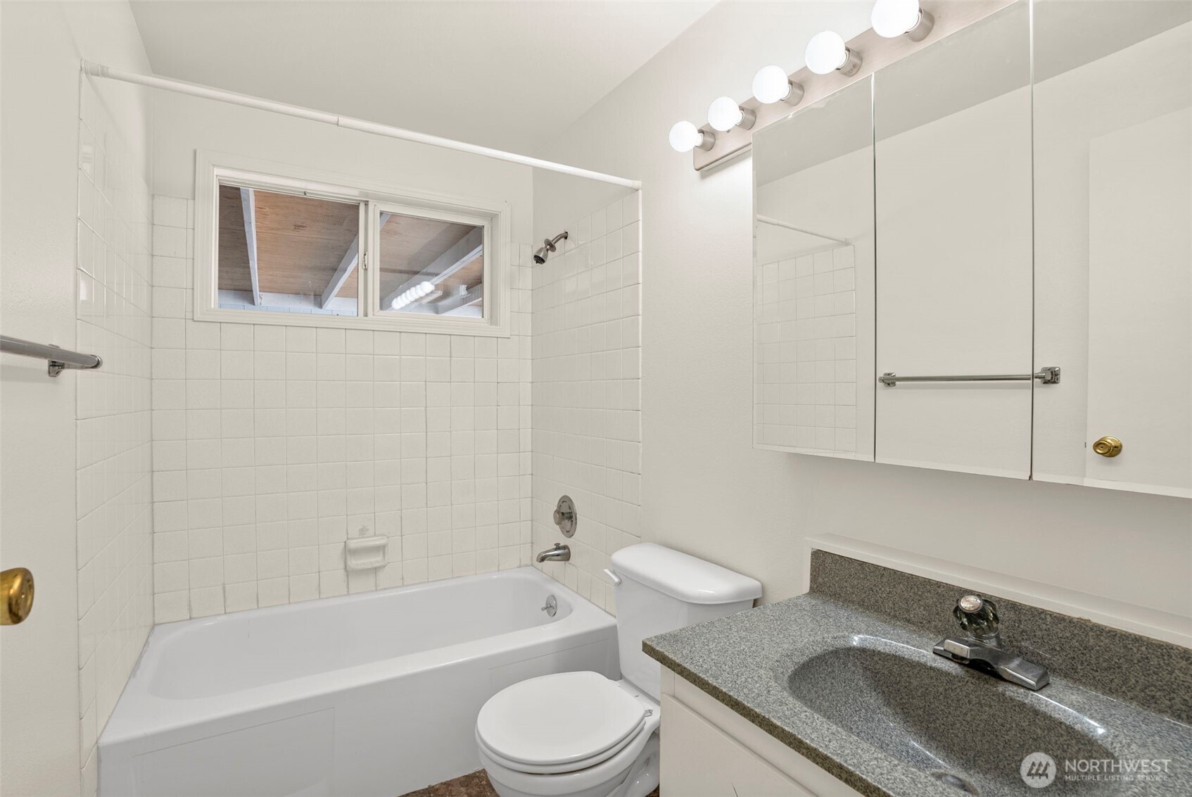 2110 Lemar Lane Property Photo 20
