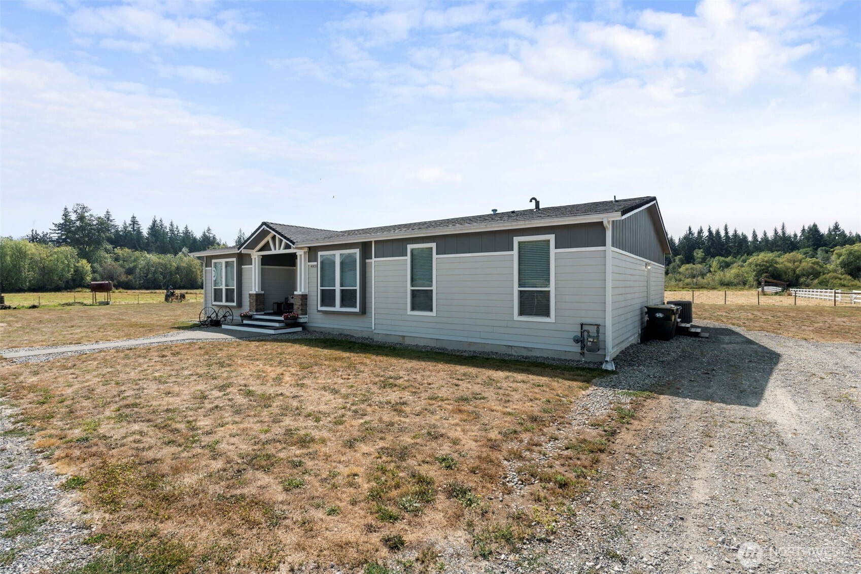 4831 113th Avenue Property Photo 4