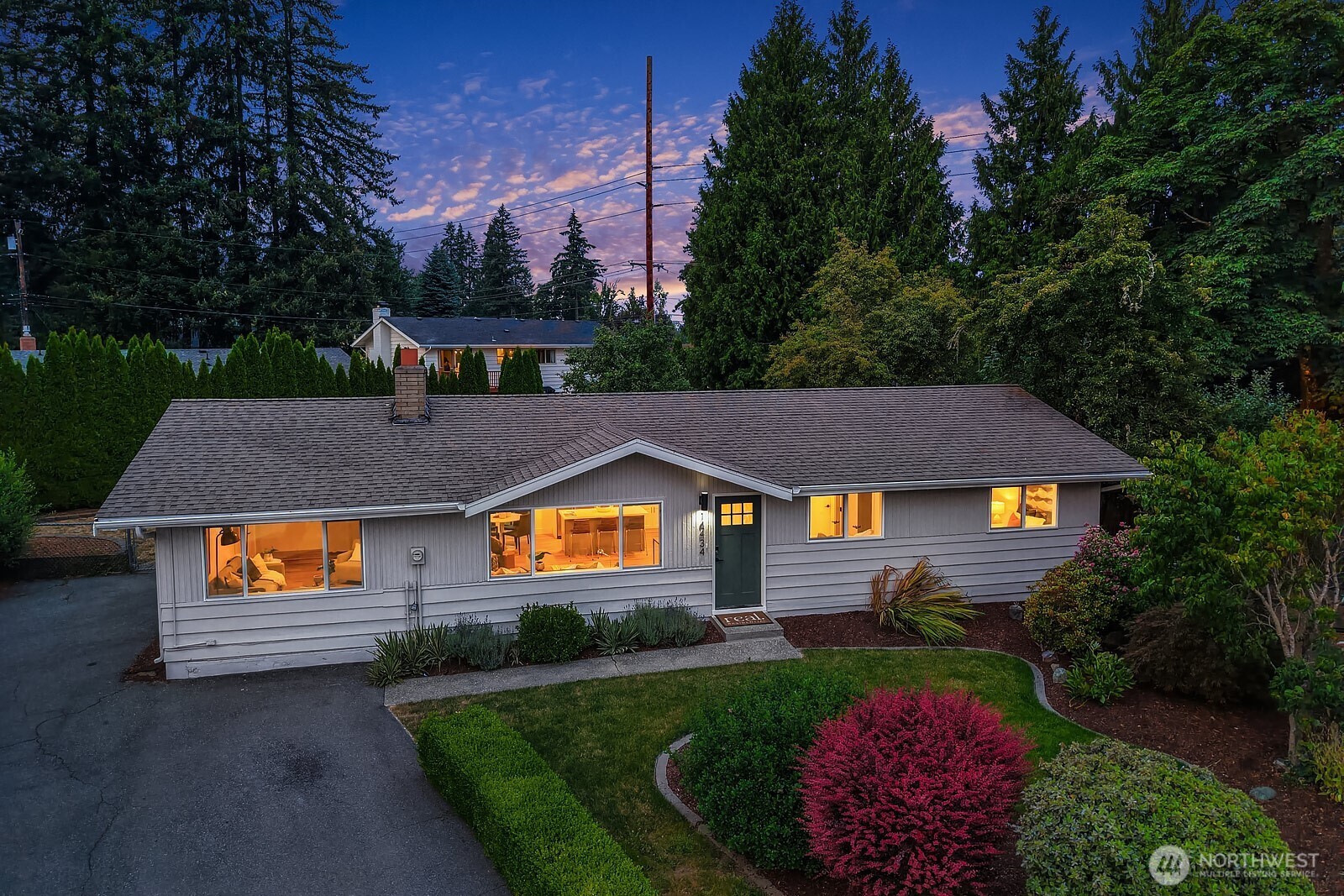 14434 83rd Place Property Photo 1