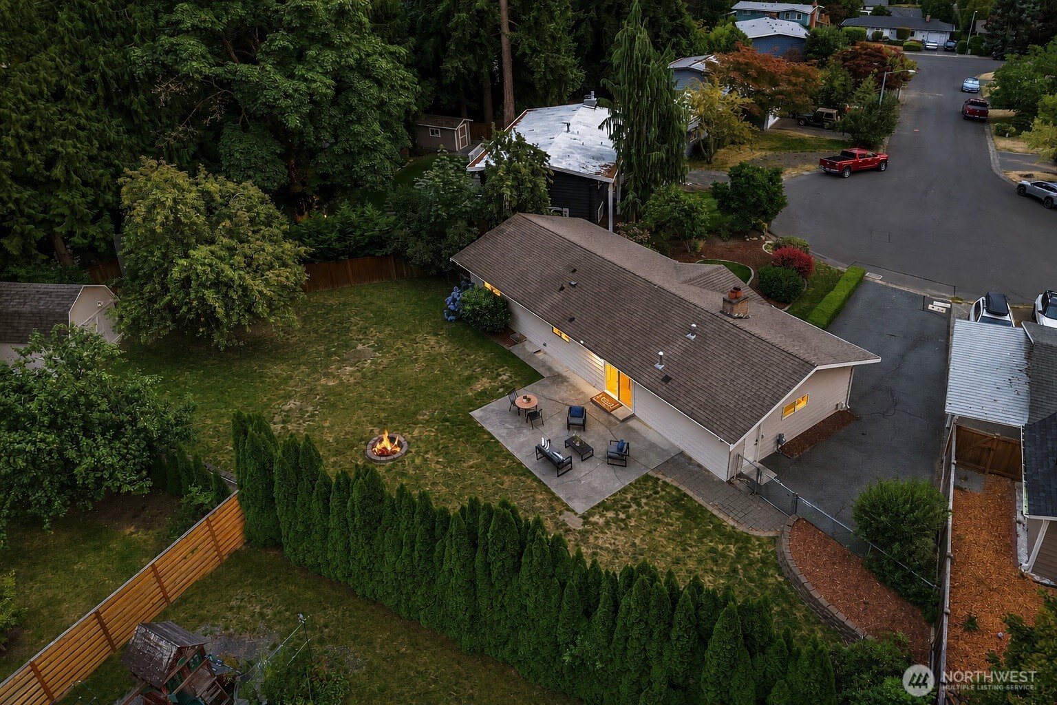 14434 83rd Place Property Photo 6
