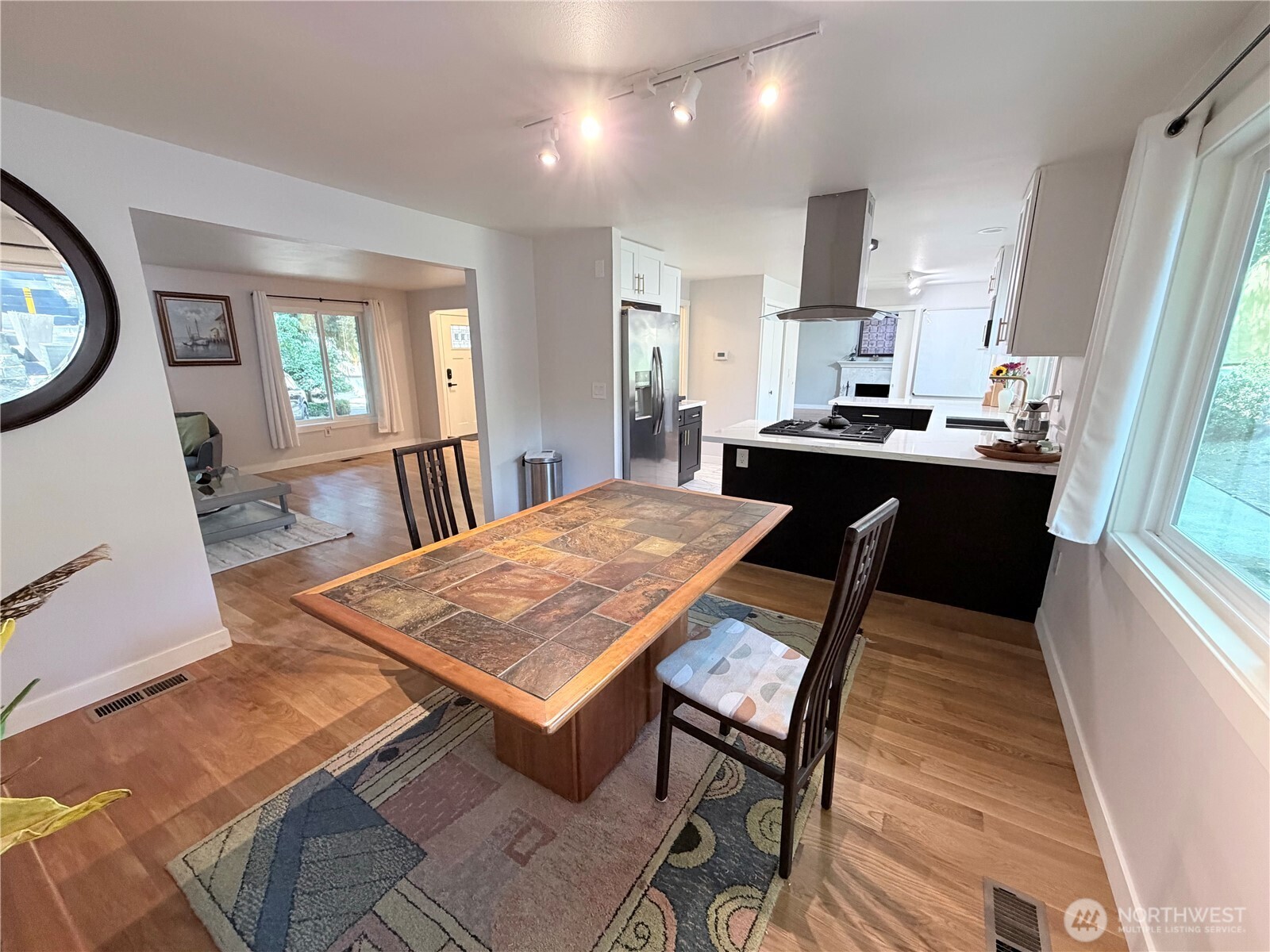 8430 Se 45th Street Property Photo 8