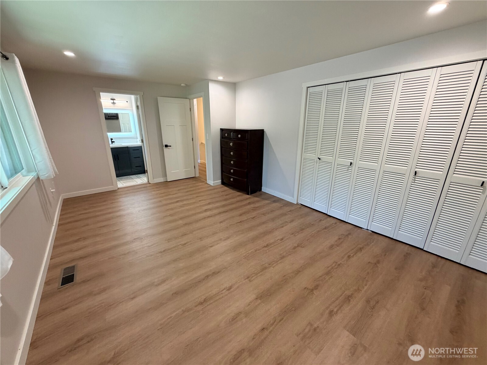 8430 Se 45th Street Property Photo 29