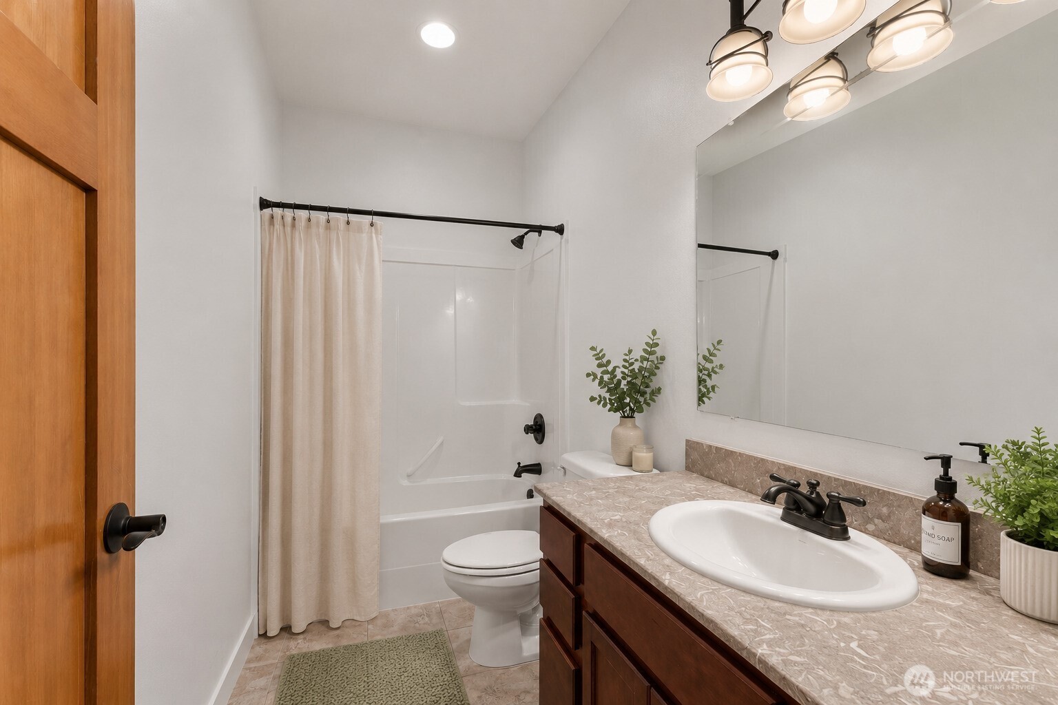 16 Plum Lane Property Photo 23