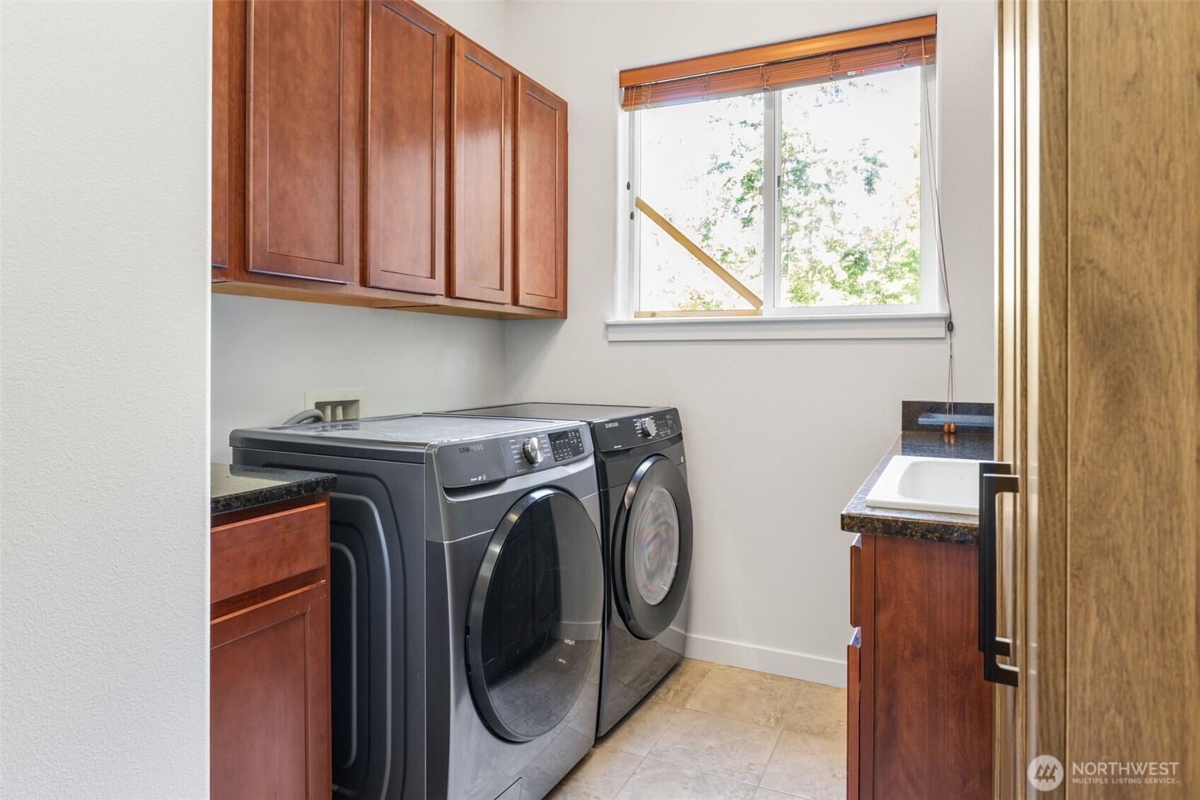 16 Plum Lane Property Photo 25