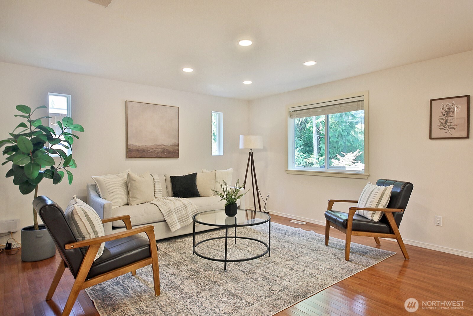 4323 Shadowood Drive Property Photo 14