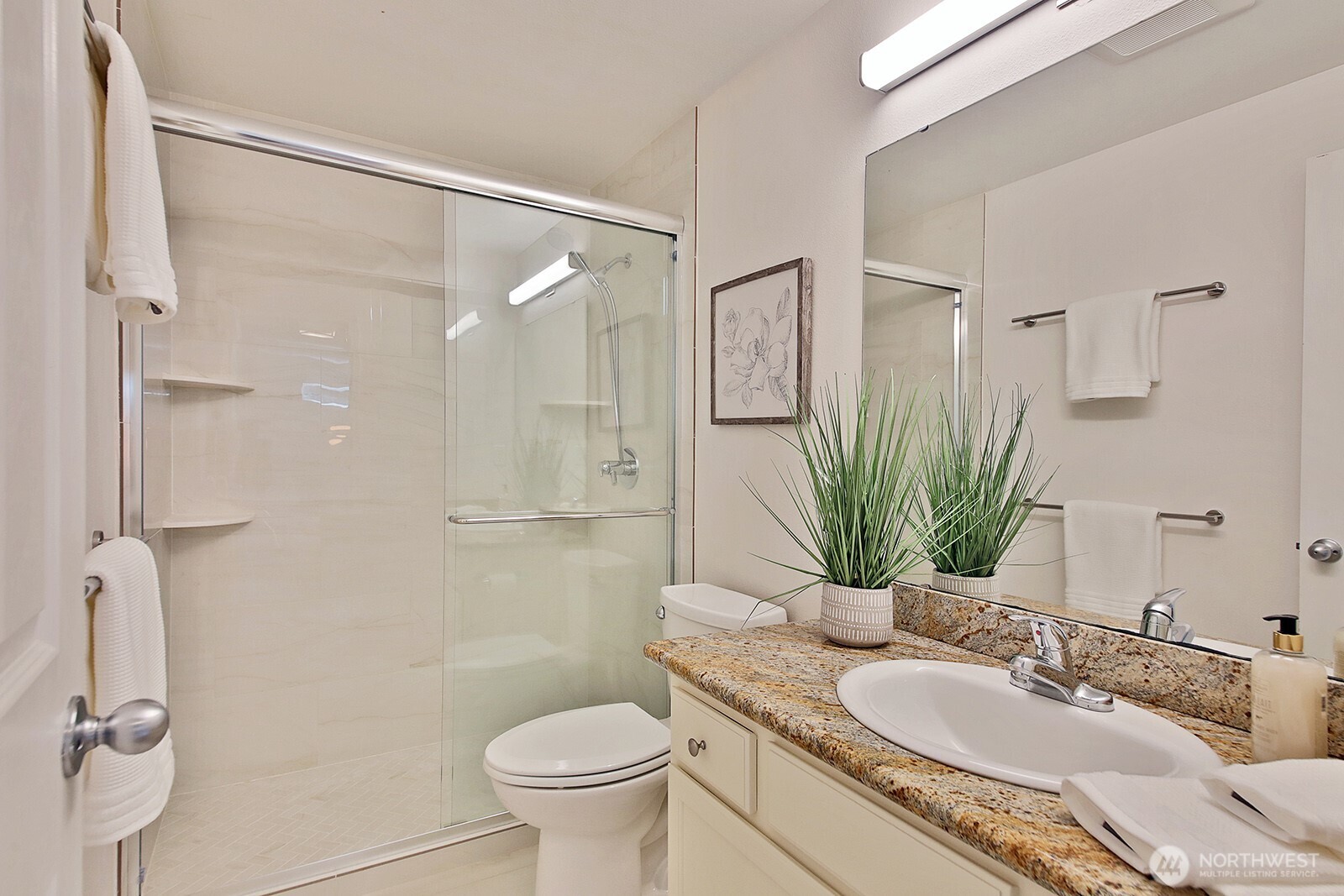 4323 Shadowood Drive Property Photo 22