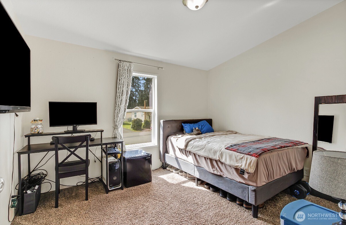 9105 218th Street Ct W4 Property Photo 10