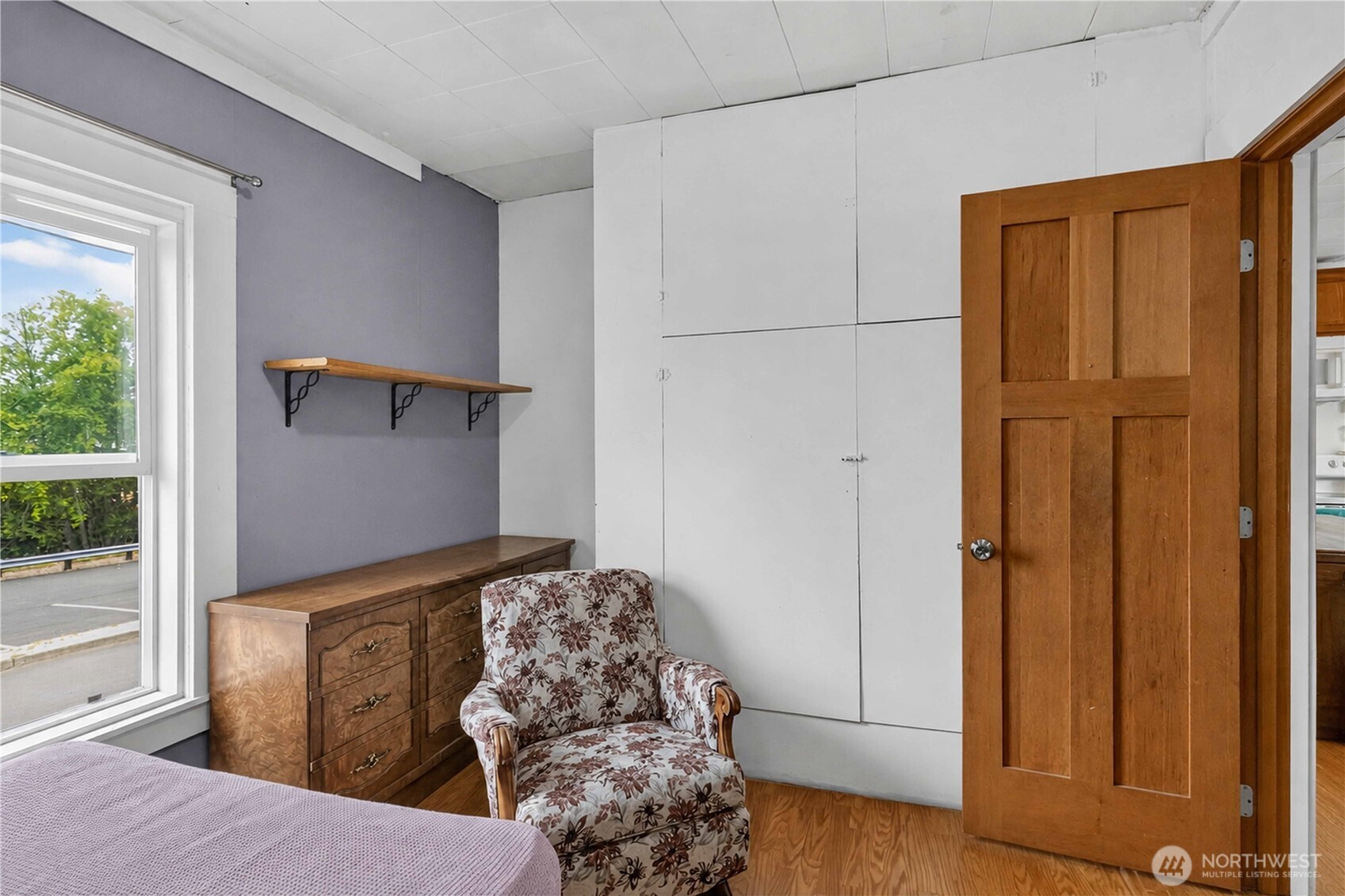 131 E Mommsen Street Property Photo 6