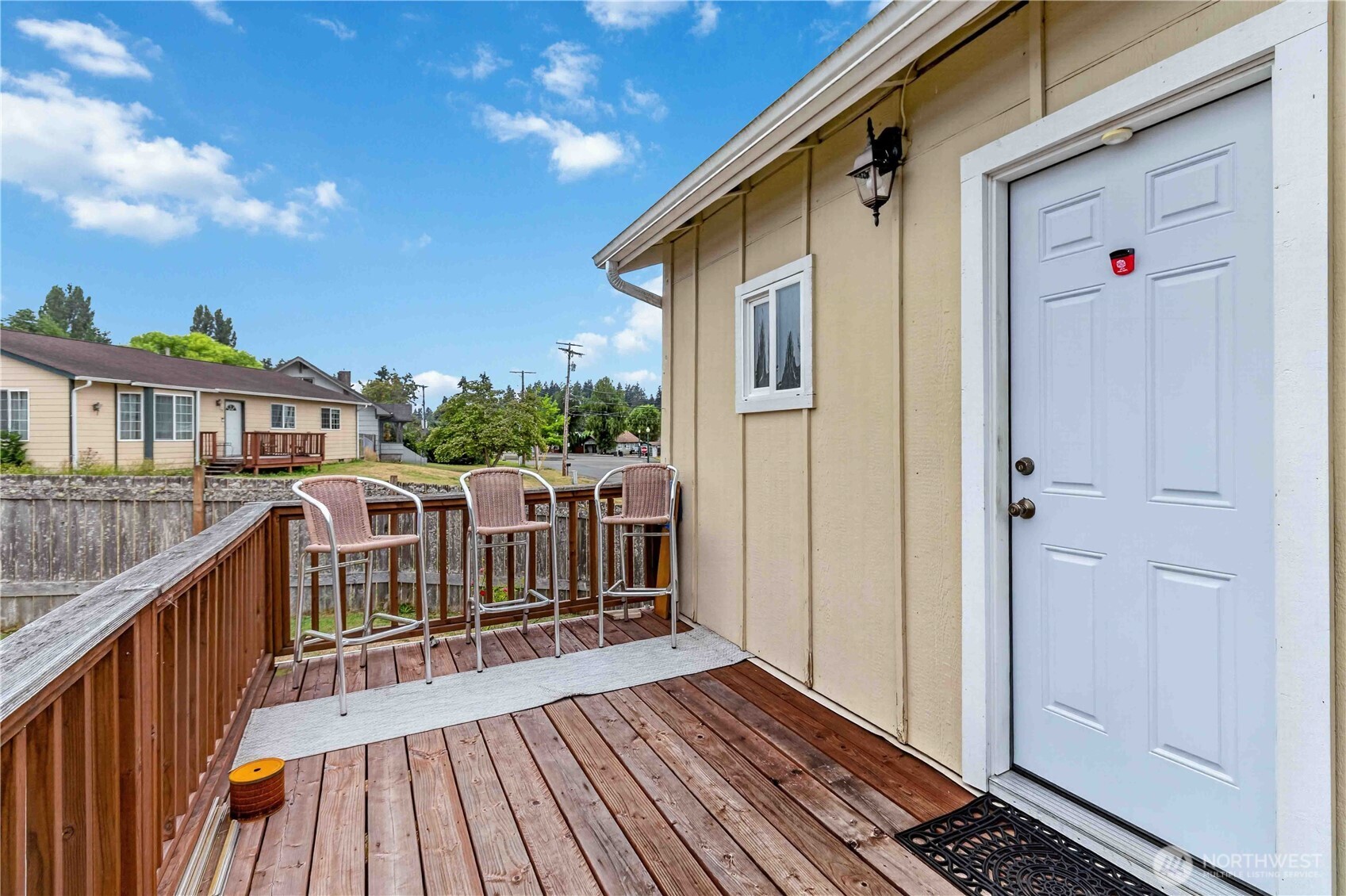 131 E Mommsen Street Property Photo 16