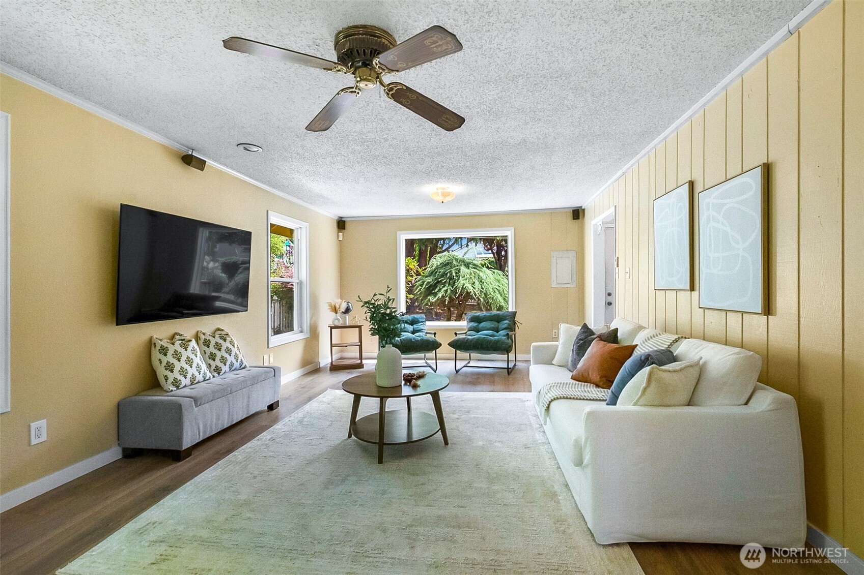 326 Avenue I Property Photo 7