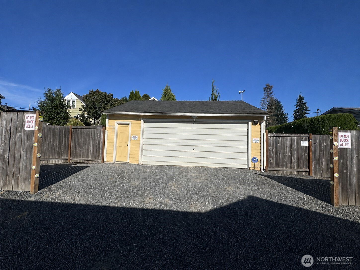 326 Avenue I Property Photo 33