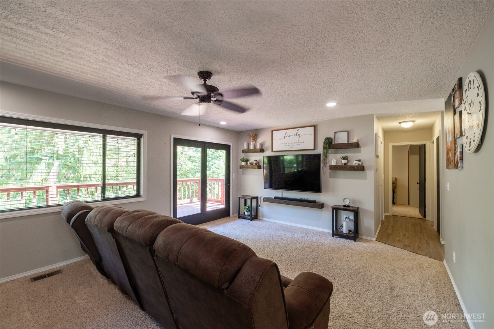 237 Frogner Road Property Photo 9