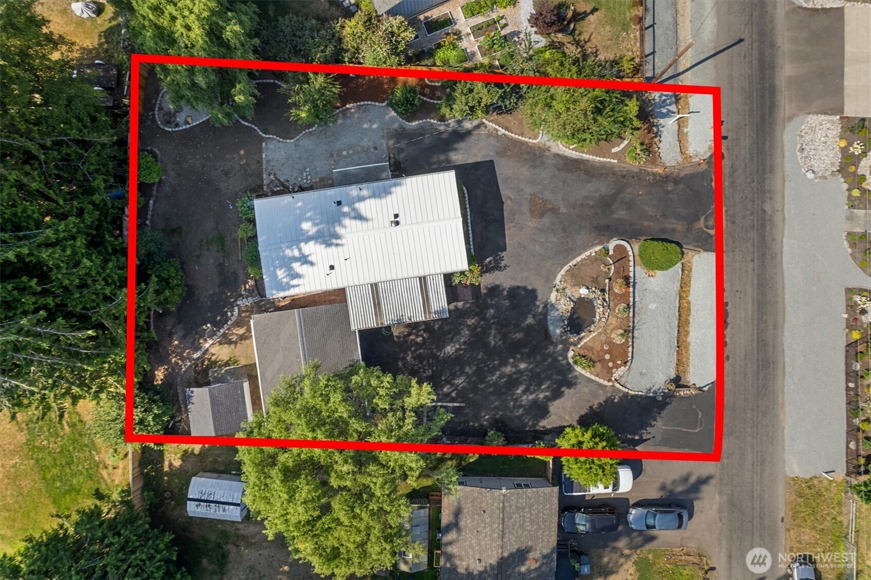 13816 51st Avenue Property Photo 1