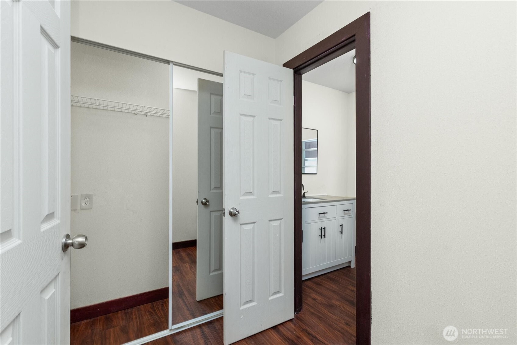13816 51st Avenue Property Photo 23