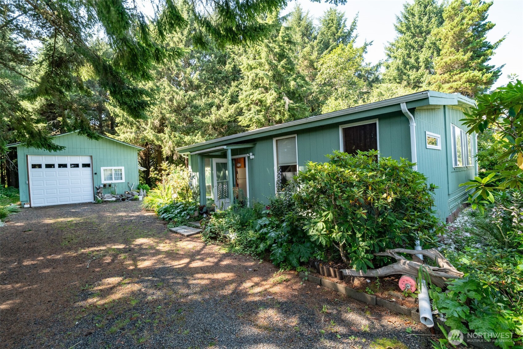 105 Oyehut Road Property Photo 6
