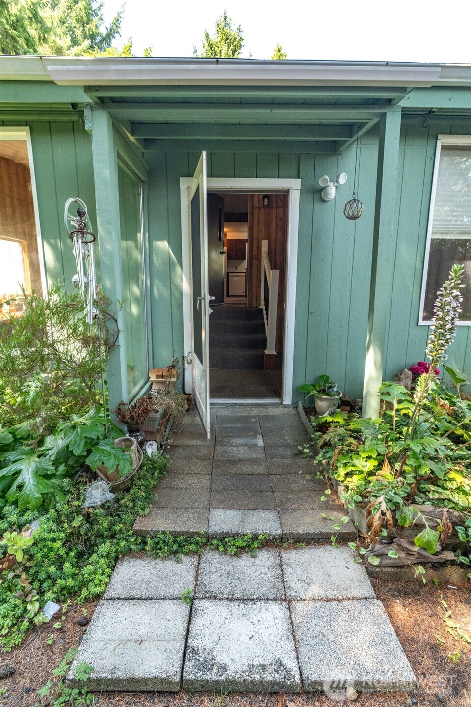 105 Oyehut Road Property Photo 8
