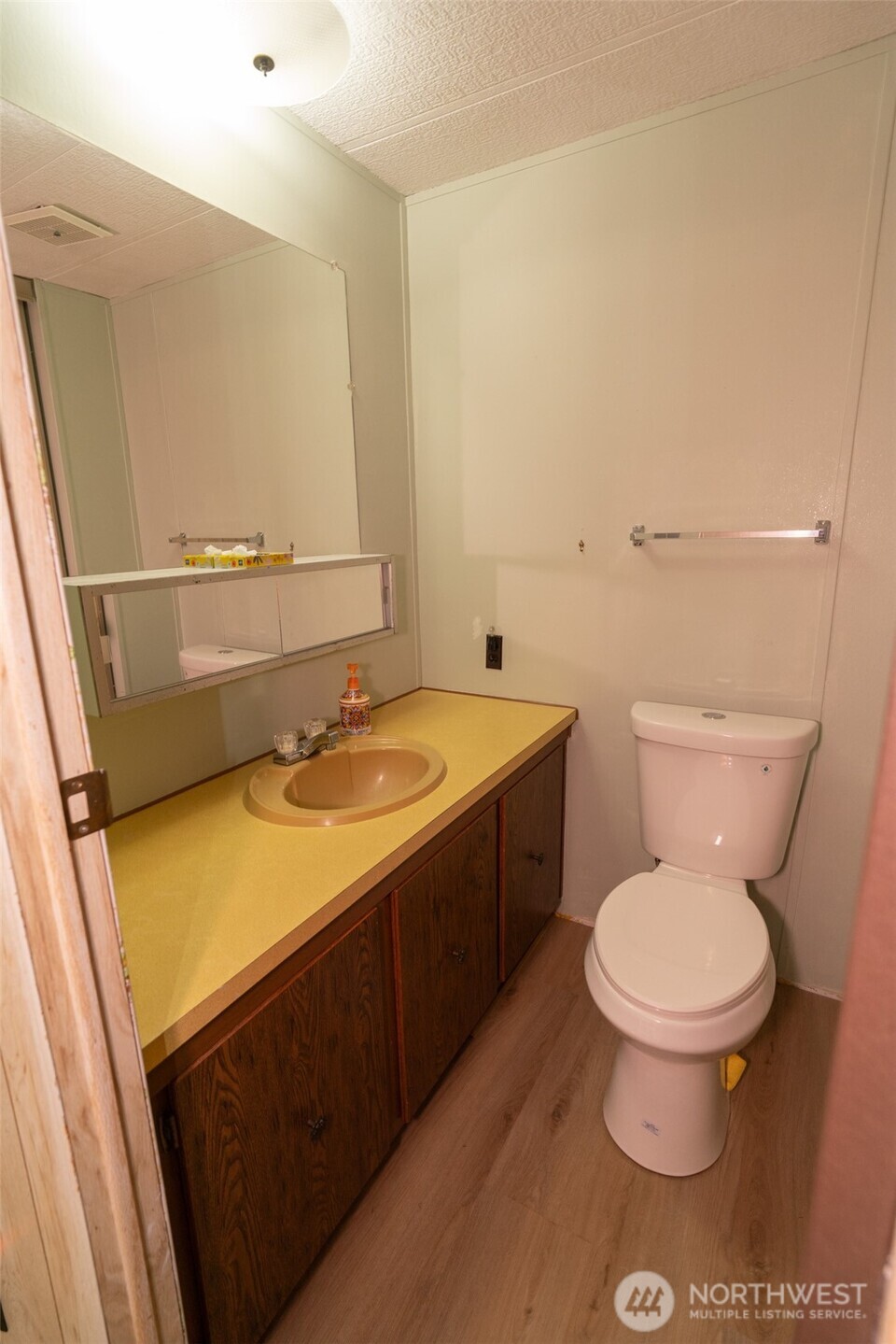 105 Oyehut Road Property Photo 22