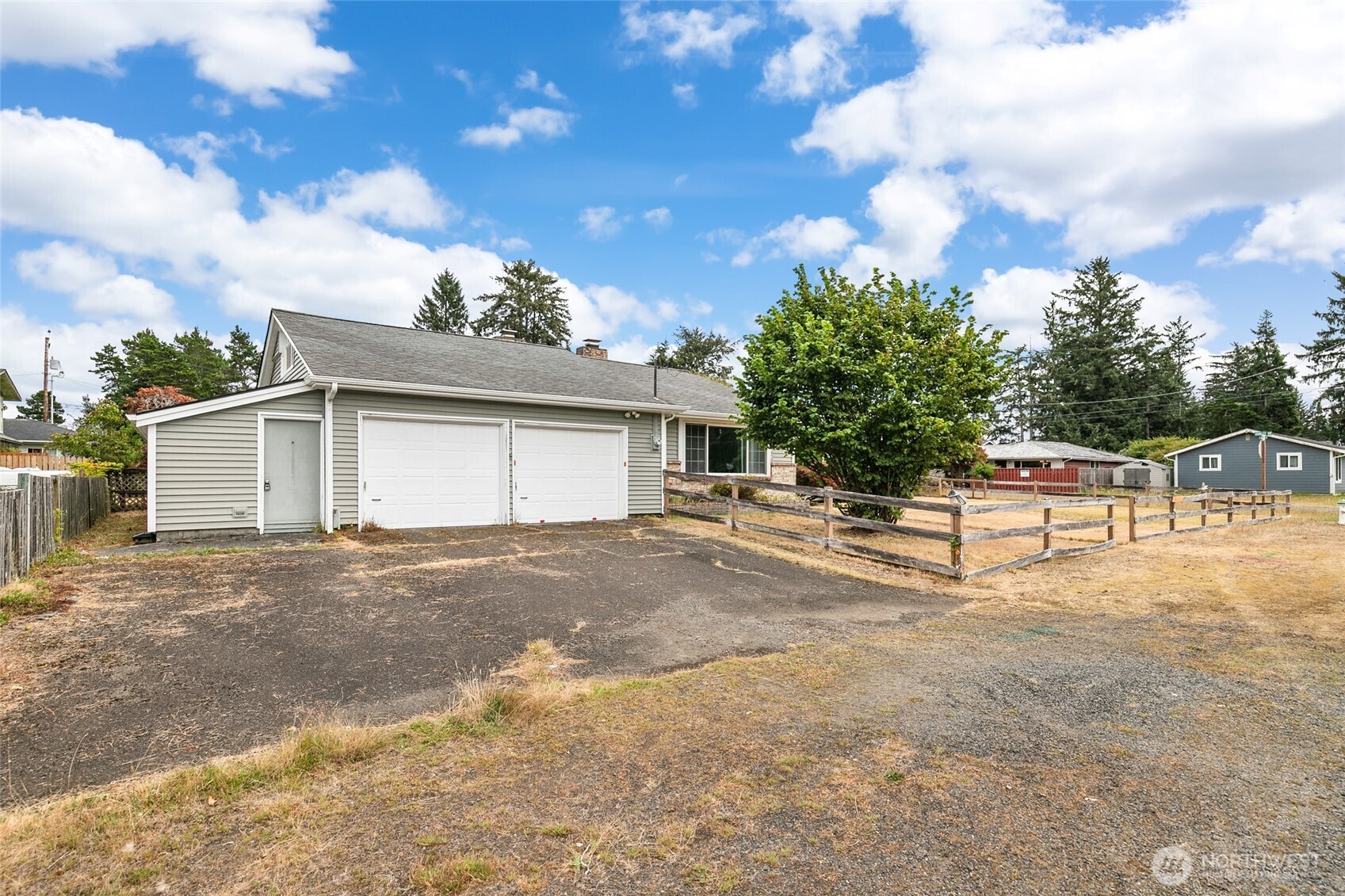 682 S Broadway Property Photo 33