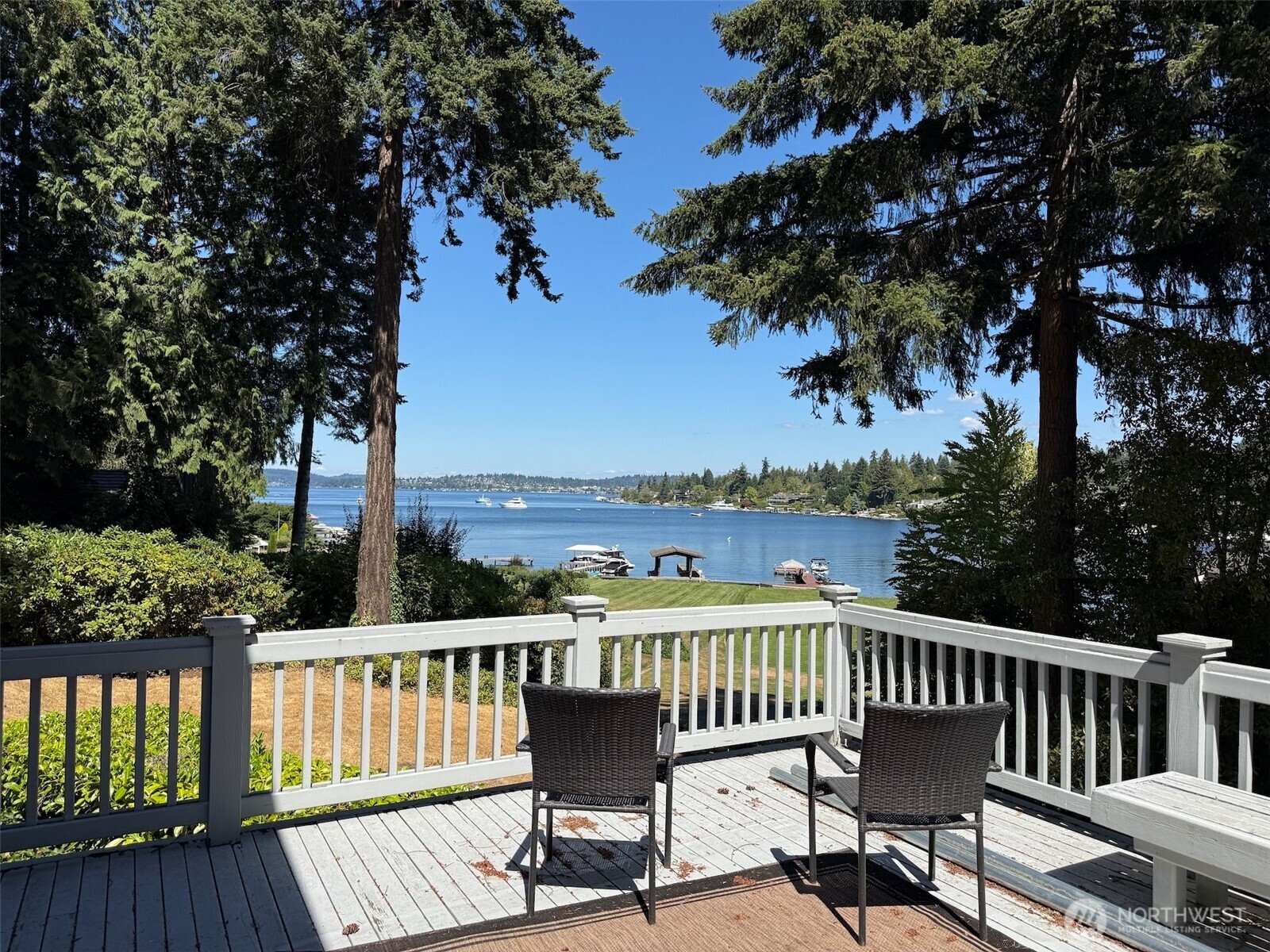 3216 Hunts Point Road Property Photo 11