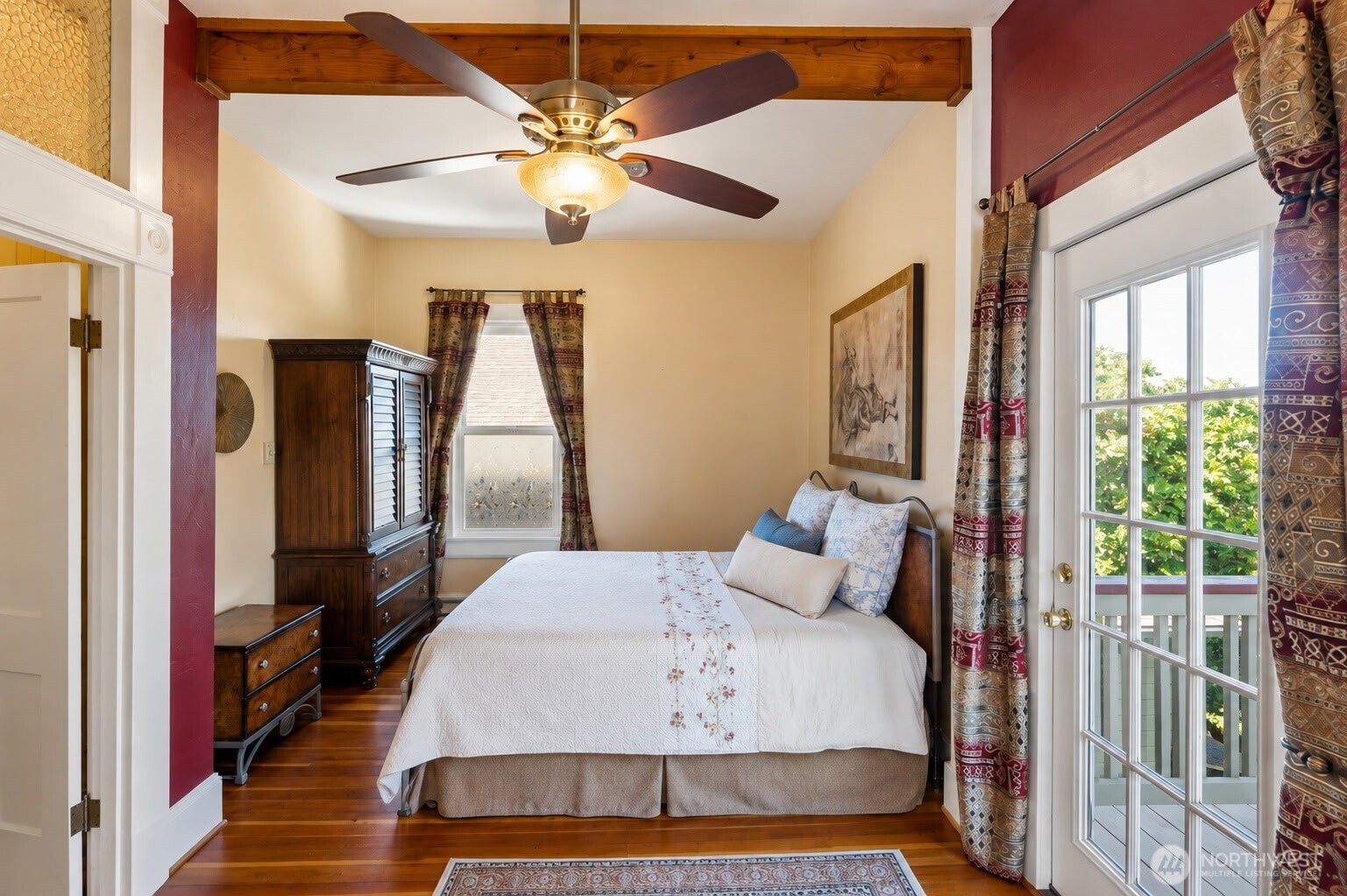 530 Adams Street Property Photo 18