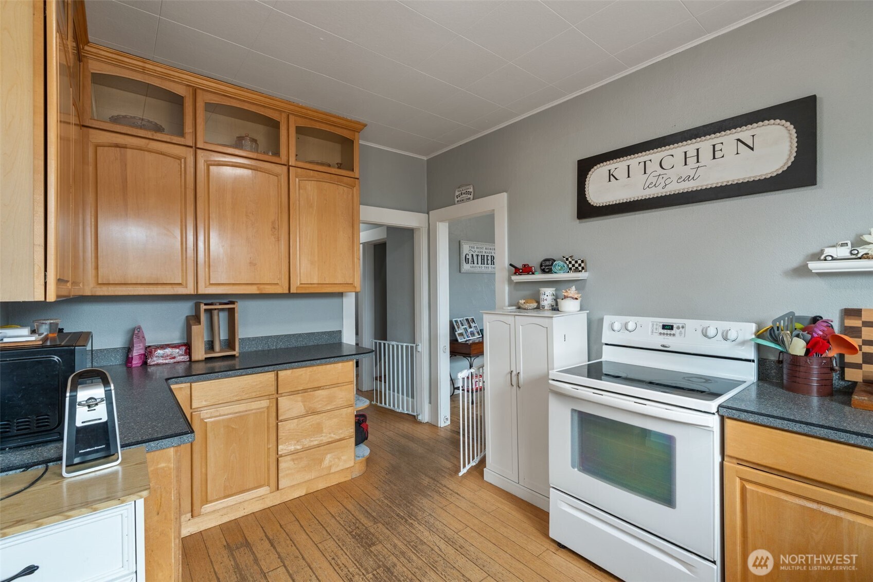 403 2nd Avenue Property Photo 11