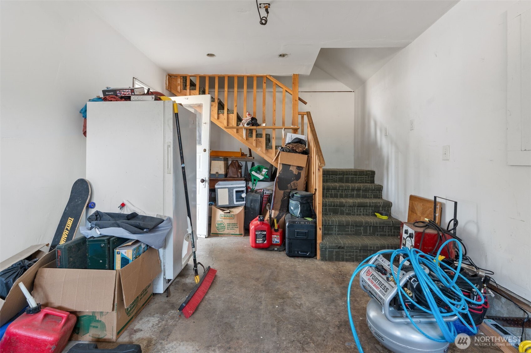 403 2nd Avenue Property Photo 23