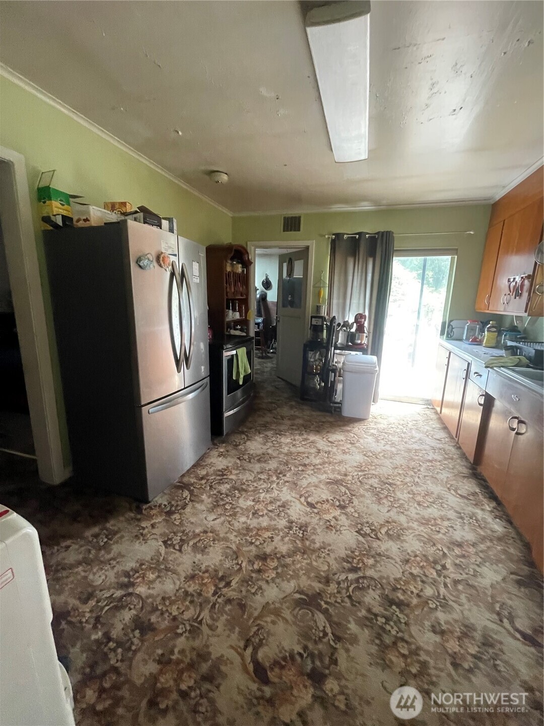 1323 Morris Street Property Photo 9