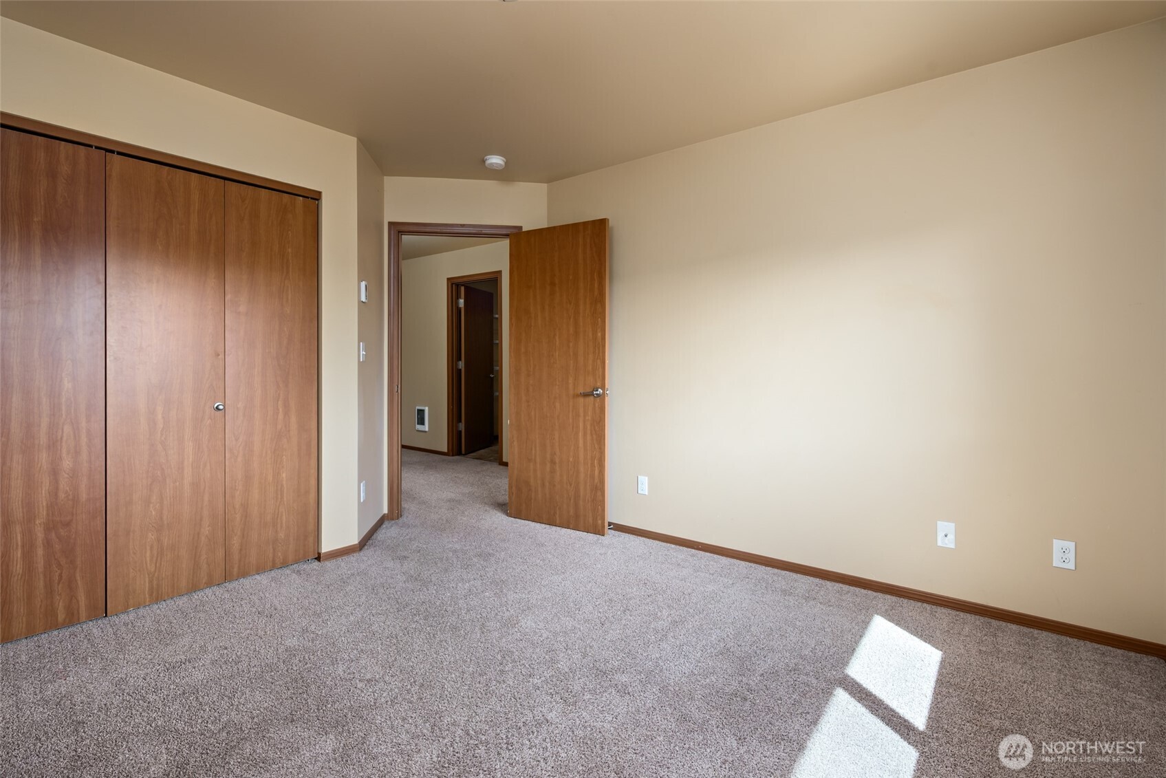 60 Ne Melrose Drive Property Photo 17