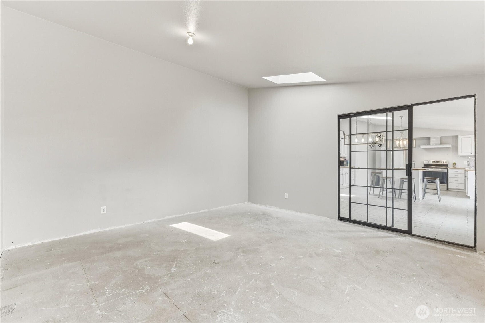 2427 Hickory Avenue Property Photo 16