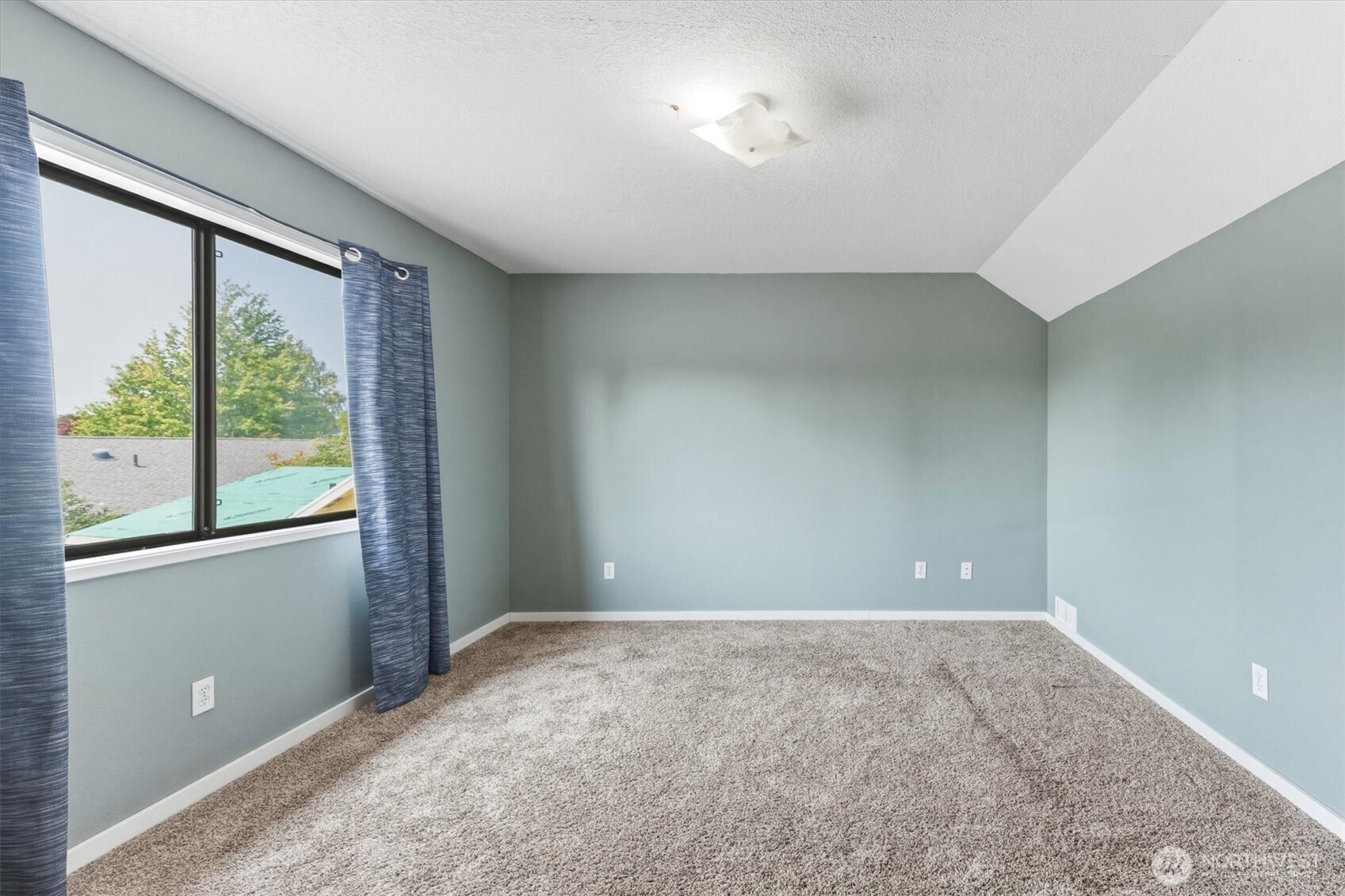 2427 Hickory Avenue Property Photo 22